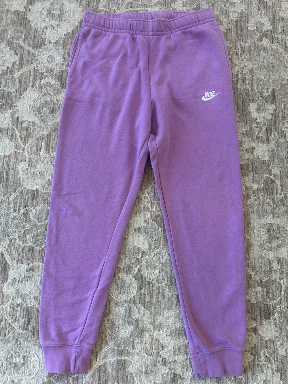 Nike Purple Lilac Lavender Sportswear Club Fleece Joggers Sweatpants (Medium)